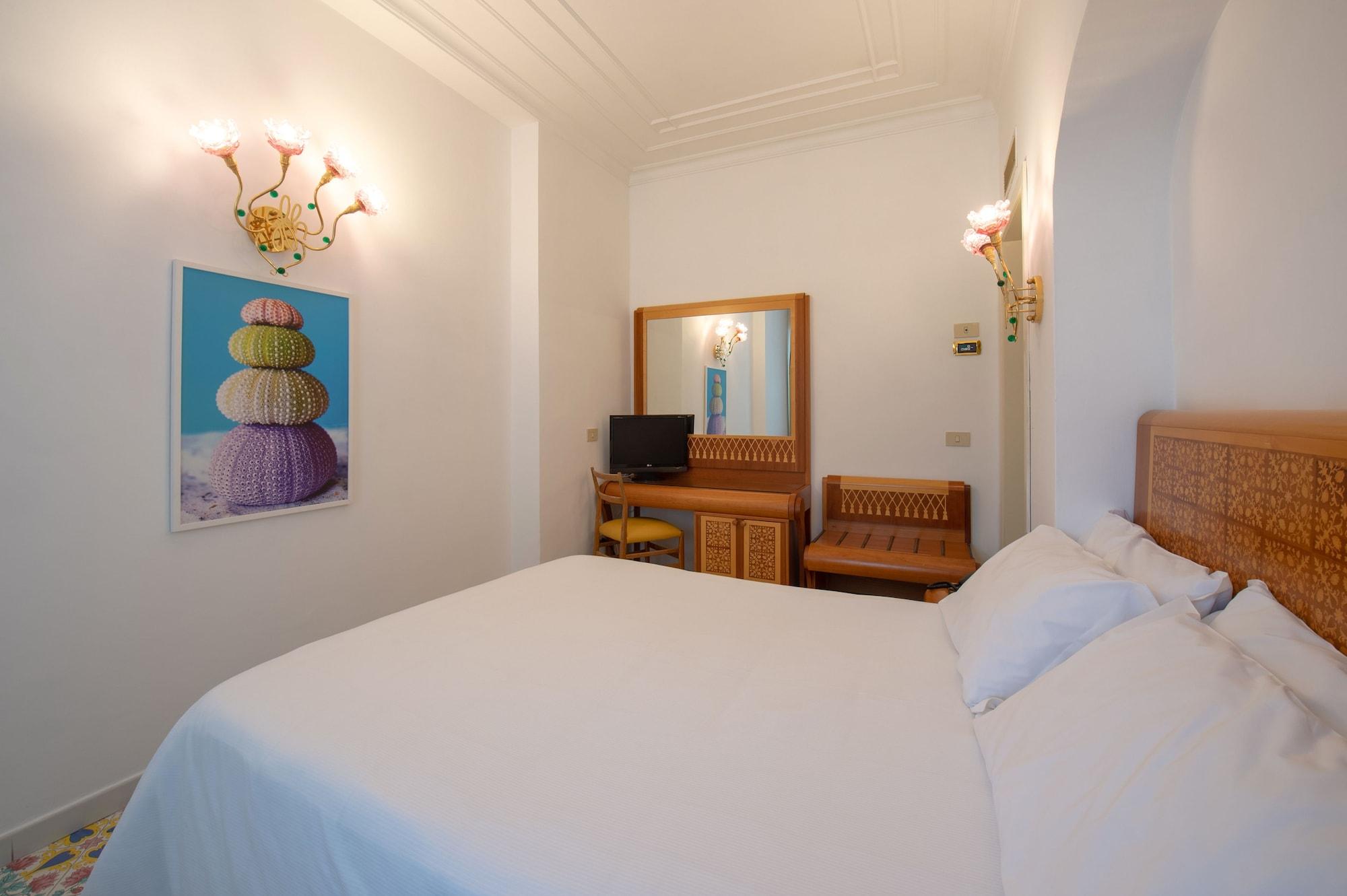 Grand Hotel Flora Sorrento Exterior photo